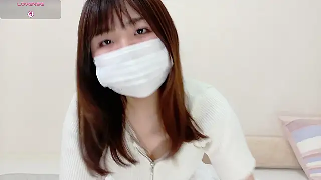 Snapshot of mana-chan chatting on 16, 9, 2025 mana-chan online show from 16, 9, 2025