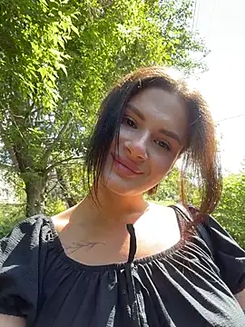 Snapshot of MiraReach chatting on 14, 7, 2026 MiraReach online show from 14, 7, 2026
