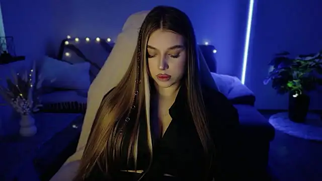 Emma candyyy online show from 15, 1, 2026