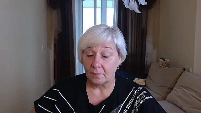 Milana Milky online show from 5, 10, 2025