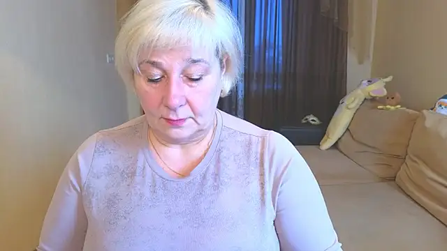 Snapshot of Milana_Milky chatting on 3, 2, 2026 Milana Milky online show from 3, 2, 2026