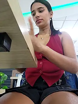 Snapshot of Lorena_Mcfly chatting on 19, 9, 2025 Lorena Mcfly online show from 19, 9, 2025