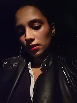 Lorena Mcfly online show from 22, 11, 2025