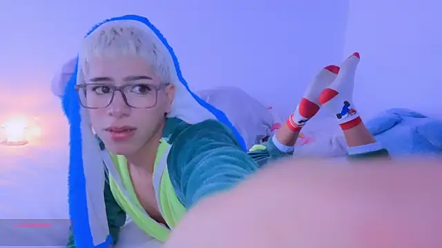 Snapshot of taichi_bluy chatting on 21, 9, 2025 taichi bluy online show from 21, 9, 2025