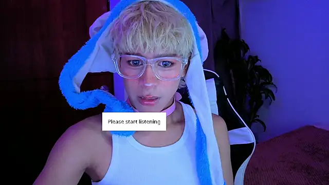 Snapshot of taichi_bluy chatting on 19, 11, 2025 taichi bluy online show from 19, 11, 2025