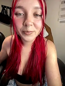 Karen18 boobs online show from 5, 10, 2025