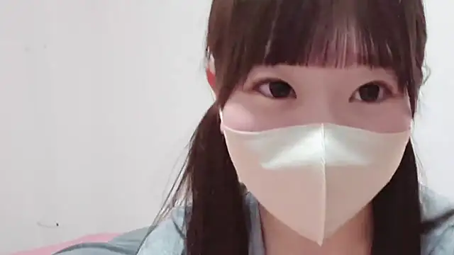 Snapshot of Hina-ooo chatting on 12, 4, 2026 Hina-ooo online show from 12, 4, 2026