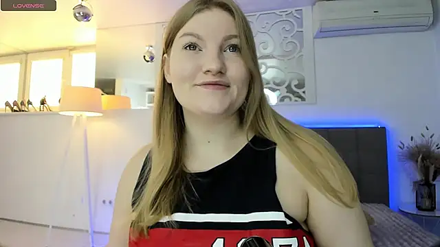 AshleyJoness online show from 19, 10, 2025