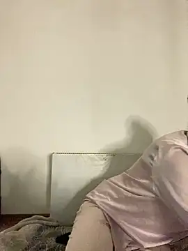 Snapshot of Tijara-im-Pyjama chatting on 22, 11, 2025 Tijara-im-Pyjama online show from 22, 11, 2025