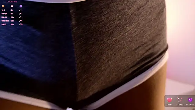 Snapshot of Emely_Deluxe chatting on 15, 2, 2026 Emely Deluxe online show from 15, 2, 2026