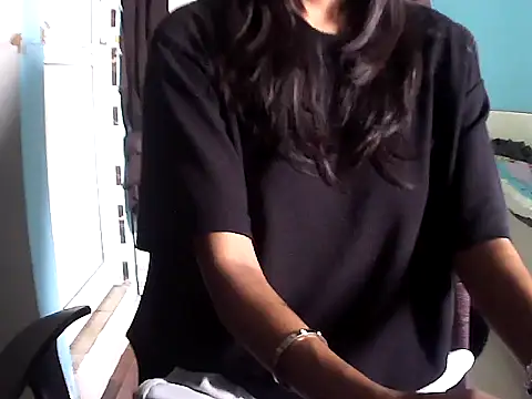 Snapshot of RENUKA_RAJPUT chatting on 19, 6, 2026 RENUKA RAJPUT online show from 19, 6, 2026