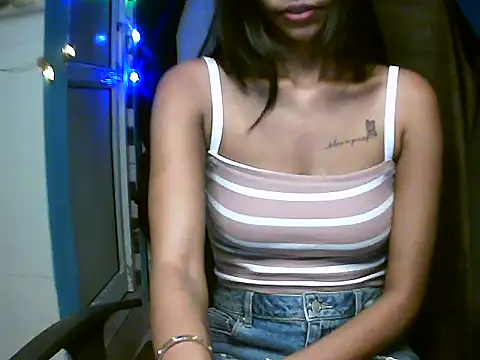 Snapshot of RENUKA_RAJPUT chatting on 23, 6, 2026 RENUKA RAJPUT online show from 23, 6, 2026