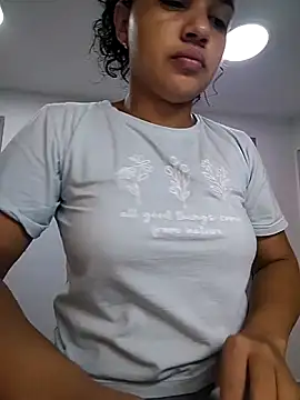 Snapshot of Eimy-04 chatting on 6, 6, 2026 Eimy-04 online show from 6, 6, 2026