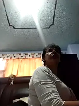 OliviaMorris1 online show from 10, 10, 2025