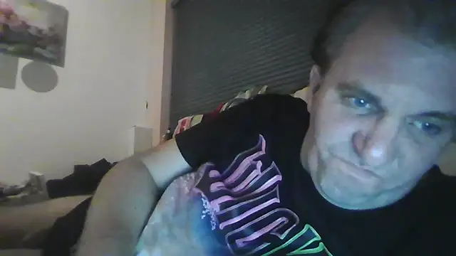 Snapshot of JasperGeil chatting on 8, 11, 2025 JasperGeil online show from 8, 11, 2025