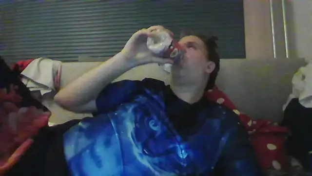 Snapshot of JasperGeil chatting on 3, 12, 2025 JasperGeil online show from 3, 12, 2025
