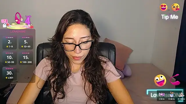 Snapshot of Carla_palmer_ chatting on 9, 10, 2025 Carla palmer online show from 9, 10, 2025