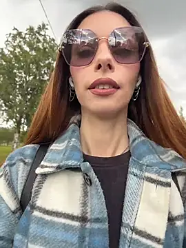 Snapshot of Amelie_Crosby chatting on 9, 7, 2026 Amelie Crosby online show from 9, 7, 2026