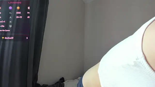 Snapshot of GraceBrawn chatting on 6, 6, 2026 GraceBrawn online show from 6, 6, 2026
