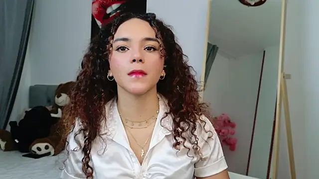 Snapshot of Taylor_Tina chatting on 18, 10, 2025 Taylor Tina online show from 18, 10, 2025