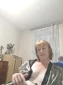 Snapshot of Flower2931 chatting on 7, 6, 2026 Flower2931 online show from 7, 6, 2026