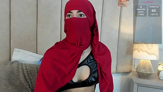 Snapshot of _Zahiira_ chatting on 12, 5, 2026 Zahiira online show from 12, 5, 2026