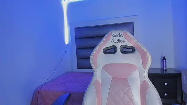 Andrea brunnette online show from 5, 11, 2025