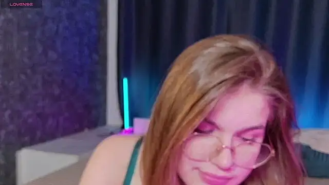 SophieMurrr online show from 28, 5, 2026