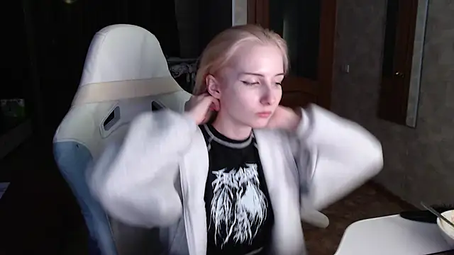 Cutti Crystal online show from 9, 4, 2026