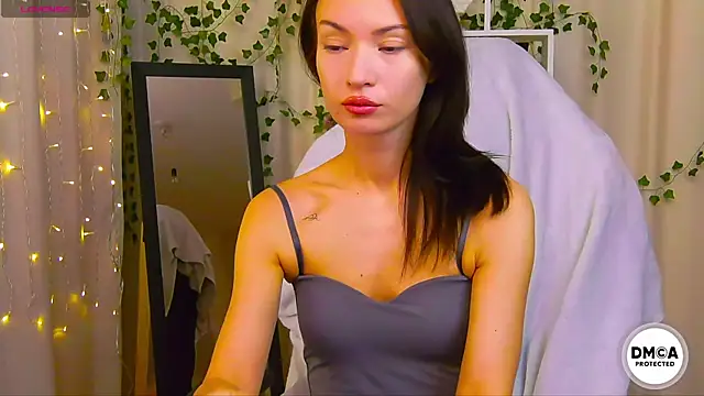 Kelly Mott online show from 10, 1, 2026