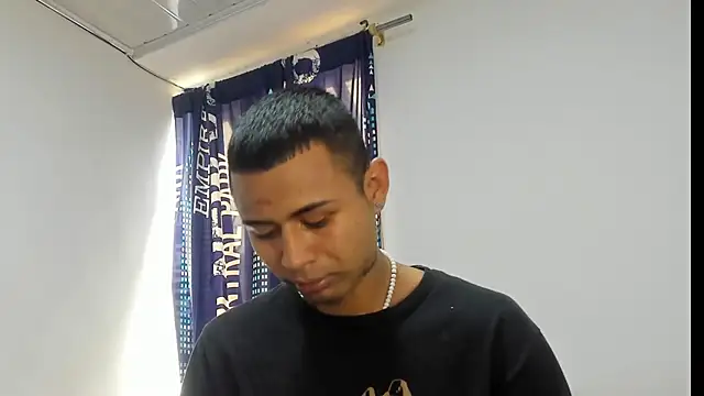  Logan Colton  online show from 4, 11, 2025