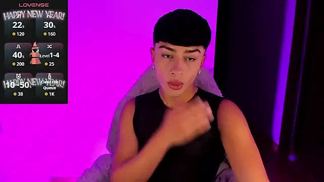 Matheewx m online show from 9, 10, 2025