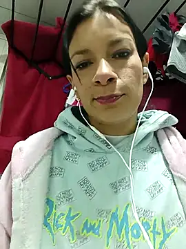 Snapshot of kim_lebanon chatting on 14, 12, 2025 kim lebanon online show from 14, 12, 2025