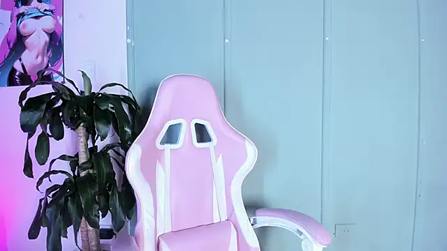 Zafiro  Brown online show from 25, 9, 2025