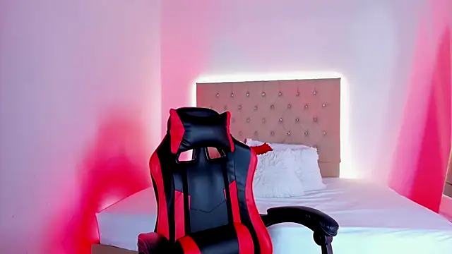 Zafiro  Brown online show from 16, 10, 2025