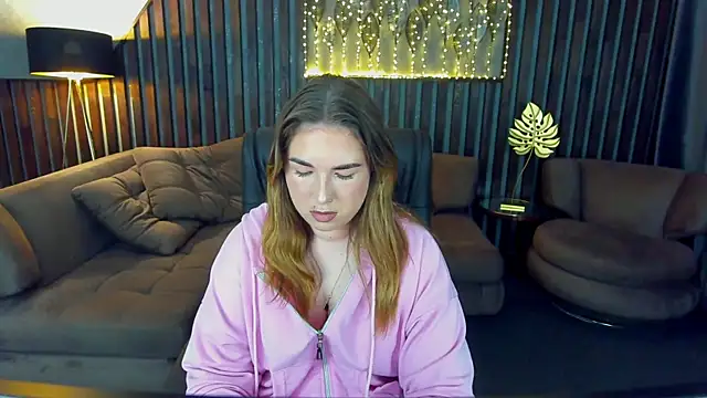 Snapshot of Sofii_darling chatting on 29, 5, 2026 Sofii darling online show from 29, 5, 2026