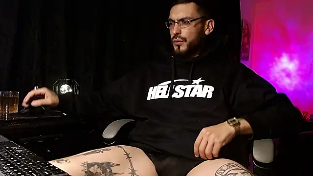 Snapshot of malek_xarx_ chatting on 11, 2, 2026 malek xarx online show from 11, 2, 2026