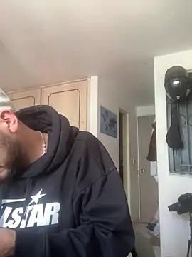 Snapshot of malek_xarx_ chatting on 28, 2, 2026 malek xarx online show from 28, 2, 2026