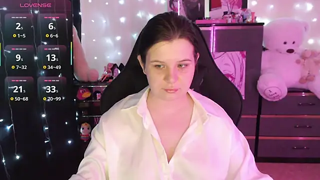 AmyVibess online show from 9, 9, 2025