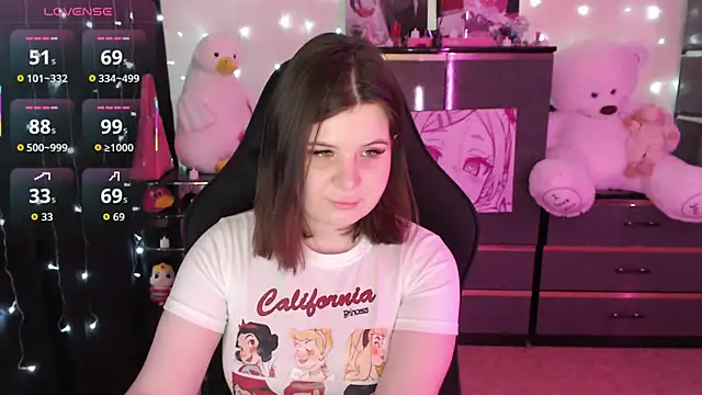 AmyVibess online show from 9, 11, 2025