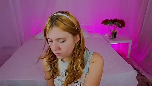 Iris Rain online show from 13, 11, 2025