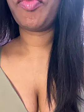 Snapshot of tamil_Aarathi chatting on 13, 7, 2026 tamil Aarathi online show from 13, 7, 2026