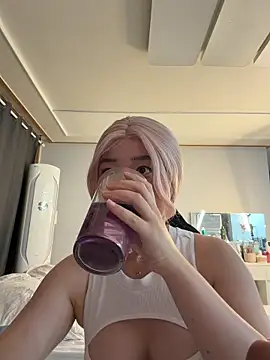 winter11 online show from 26, 10, 2025