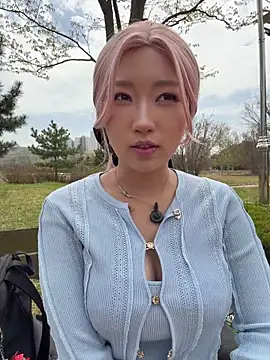 winter11 online show from 17, 4, 2026