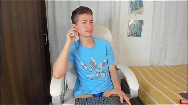 ThiagooJames online show from 10, 9, 2025