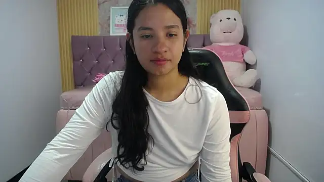 Snapshot of Irina_evans_s1 chatting on 17, 9, 2025 Irina evans s1 online show from 17, 9, 2025