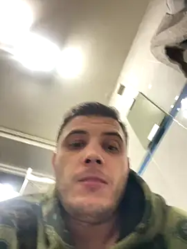 Snapshot of kisspussy1993 chatting on 12, 11, 2025 kisspussy1993 online show from 12, 11, 2025