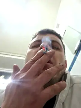 Snapshot of kisspussy1993 chatting on 13, 1, 2026 kisspussy1993 online show from 13, 1, 2026