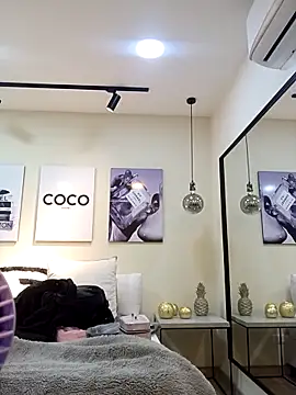 Samantha hotly online show from 24, 10, 2025