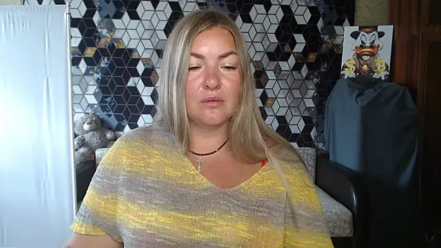 Snapshot of NikaSkylink chatting on 29, 6, 2026 NikaSkylink online show from 29, 6, 2026